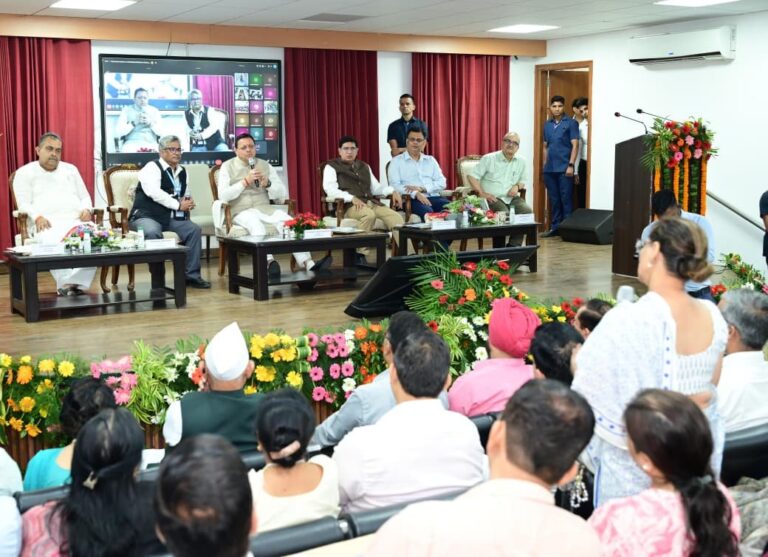 hindi-news-28.jpg